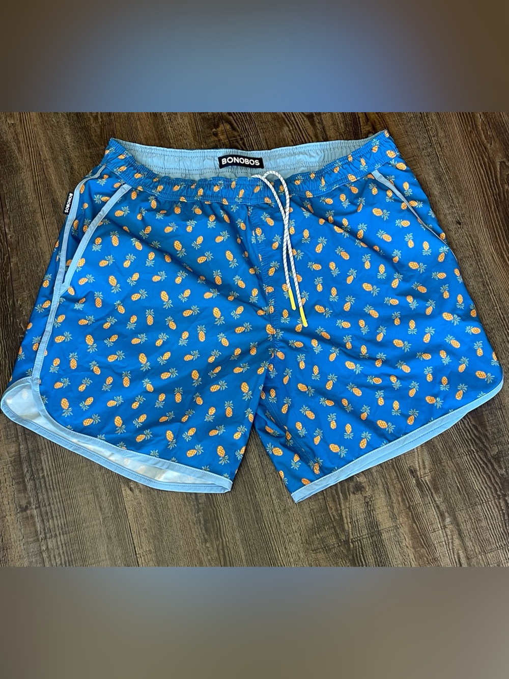 Bonobos Swim Shorts Blue Pineapple Print Men Large Drawstring Elastic Mesh Liner
